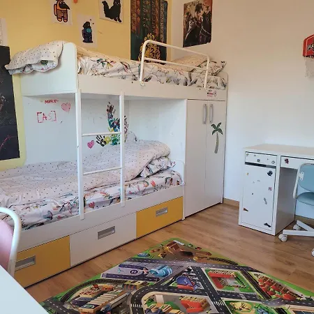 Family Friendly With Kids Room, Quiet And Peaceful Bucharest